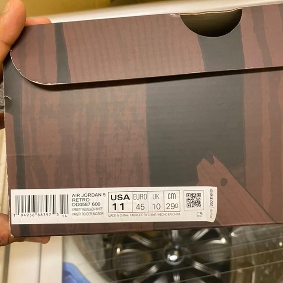 Jordan 5 Raging Bull - Picture 8 of 10